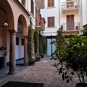 https://milano-duomo.italymilanhotels.net