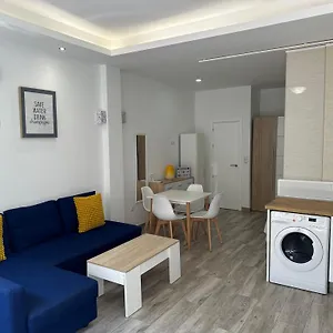 https://estudio-miguel-moreno-masson-malaga.1costadelsol.com