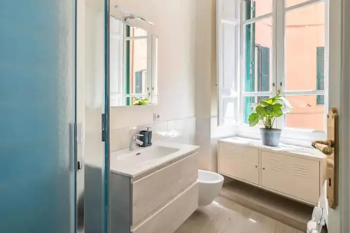 Marcantonio Home Rome: Colosseum Apartments for Groups