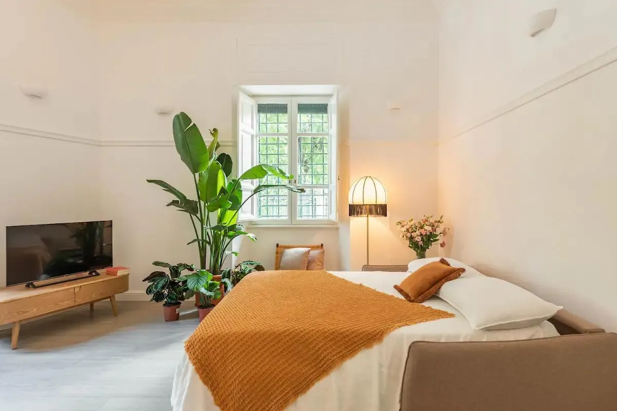 Marcantonio Home Rome: Colosseum Apartments for Groups Italy