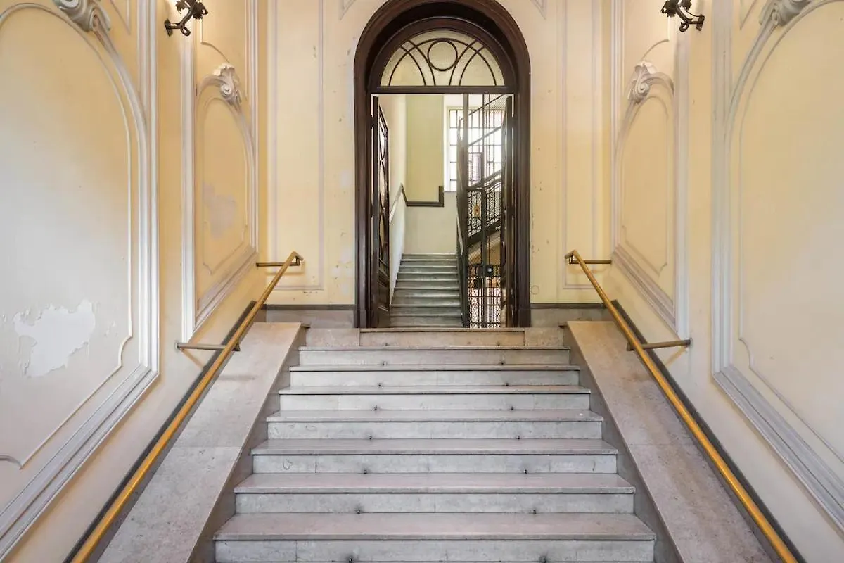 Marcantonio Home Rome: Colosseum Apartments for Groups