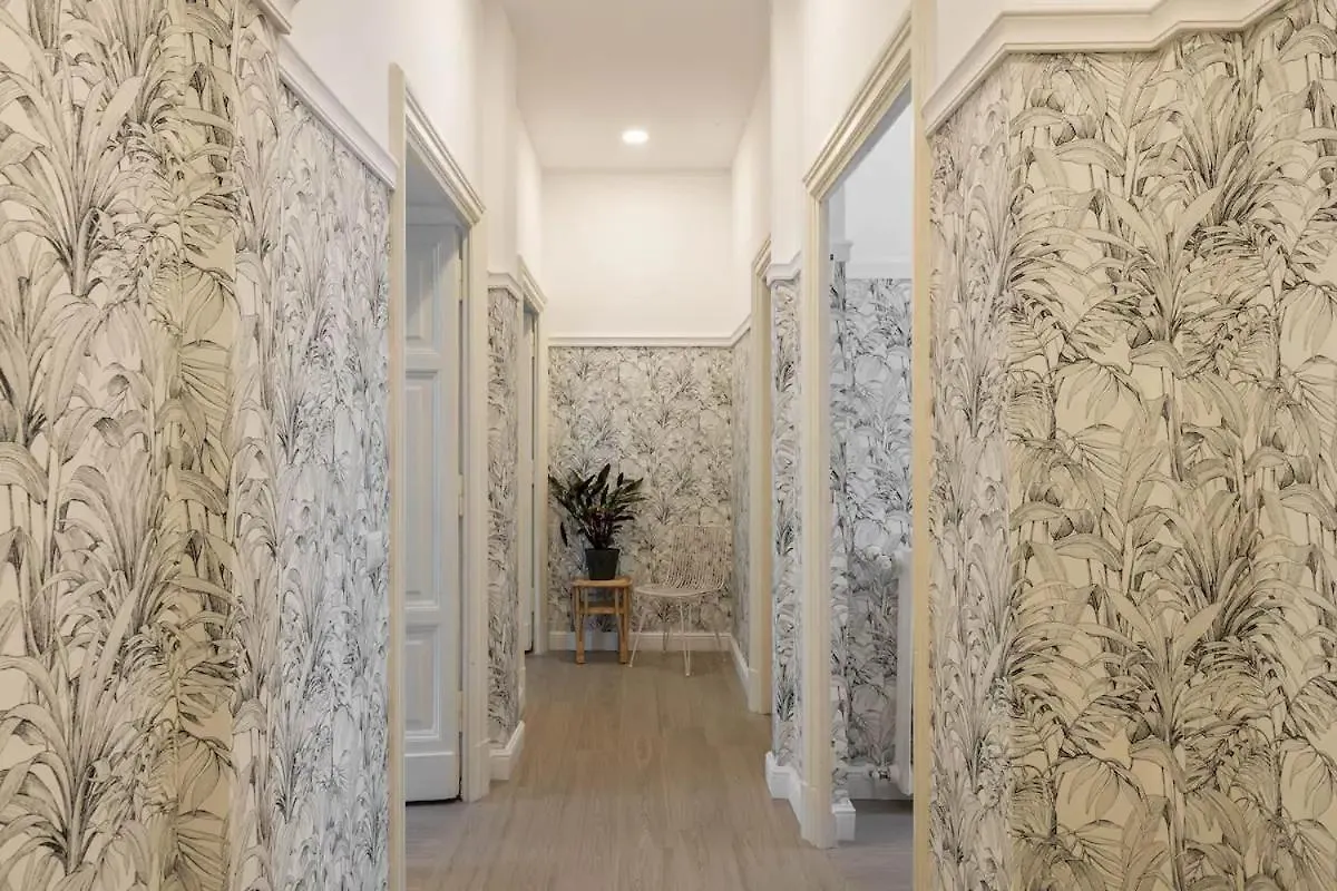 Marcantonio Home Rome: Colosseum Apartments for Groups Italy