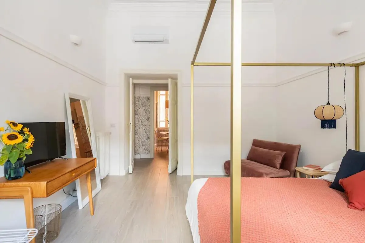 Marcantonio Home Rome: Colosseum Apartments for Groups Rome